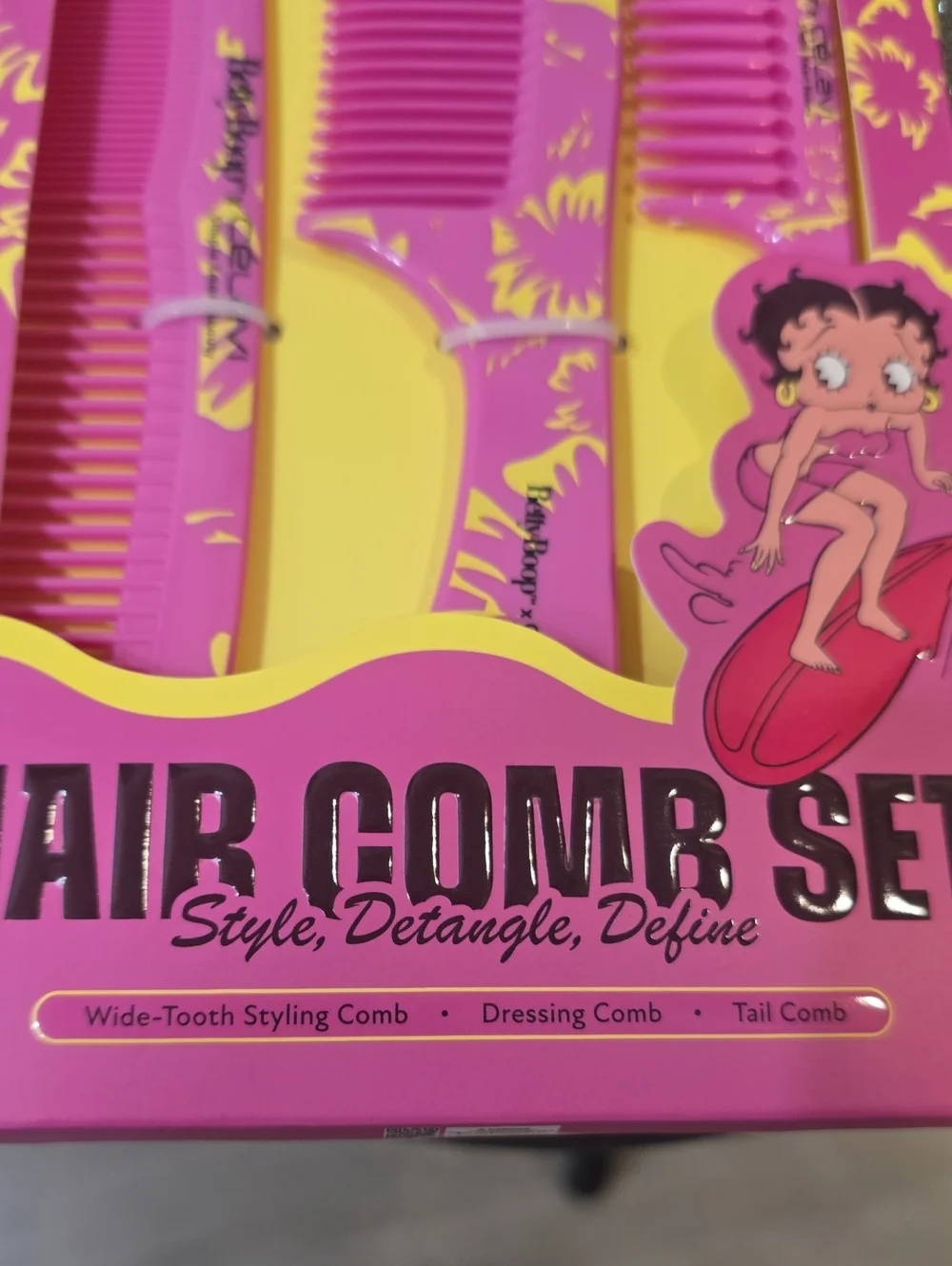 Célavi X Betty Boop 3-Piece Hair Comb Set